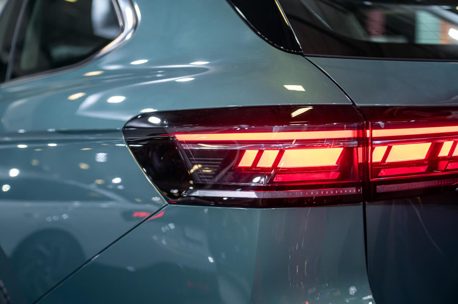 Comprehensive rear lamp electronic system development 