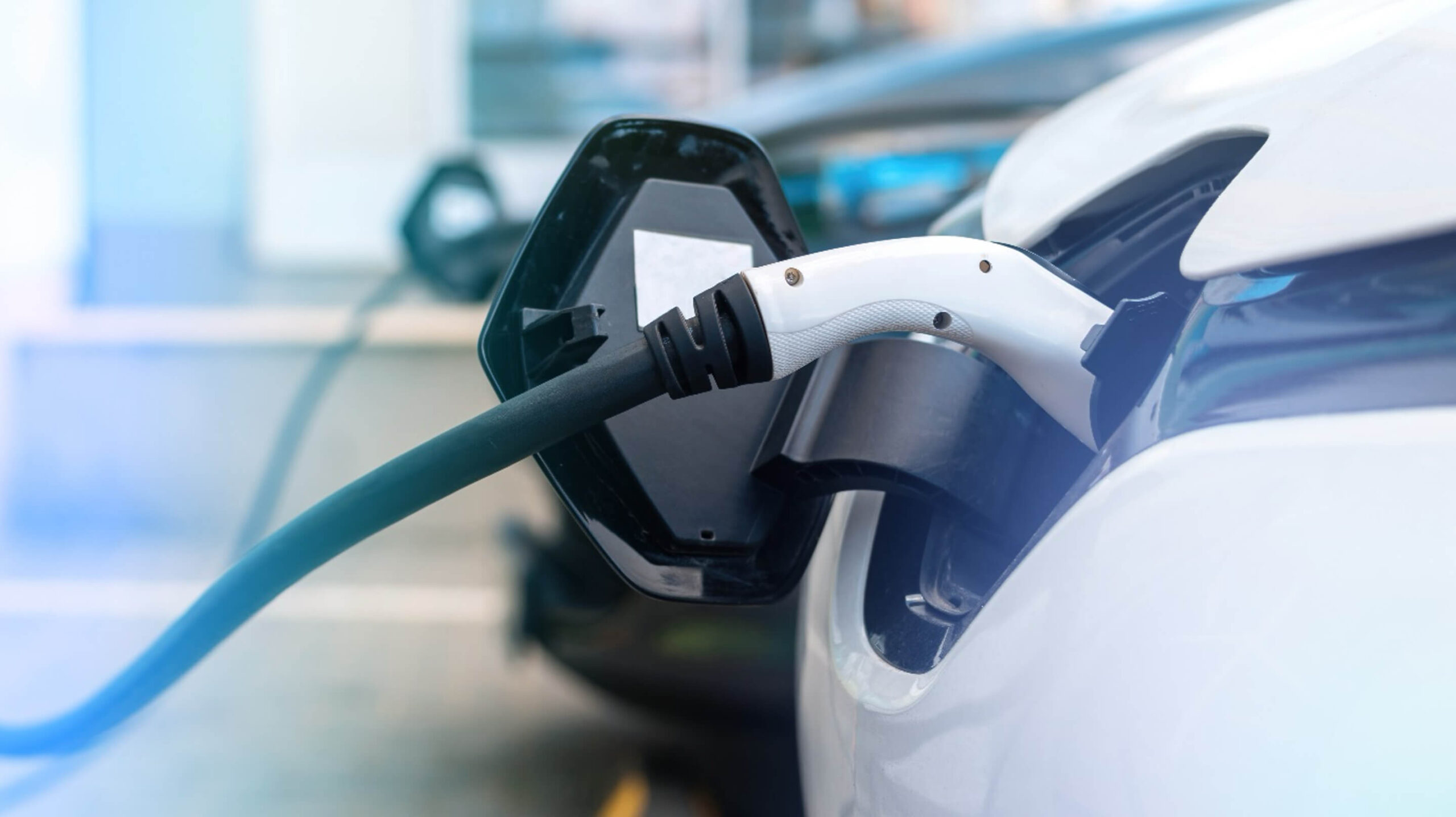 Electromobility: opportunities and threats